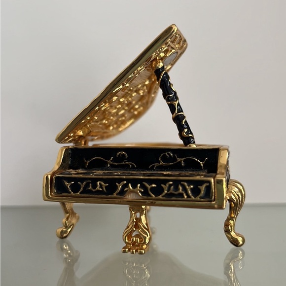 Miniature Baby Grand Piano - Picture 3 of 7